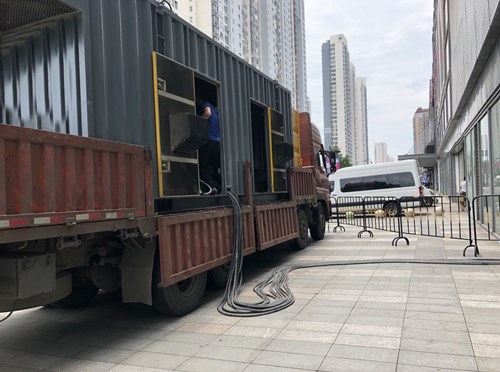 察布查尔冷却液不足的情况下如何检查柴油发电机组？